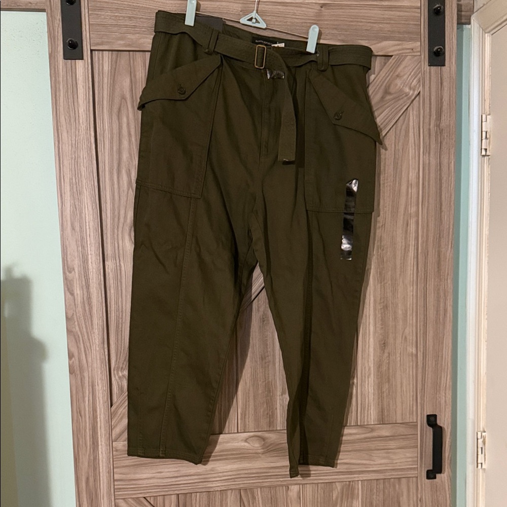 Banana Republic Olive Cargo Pants